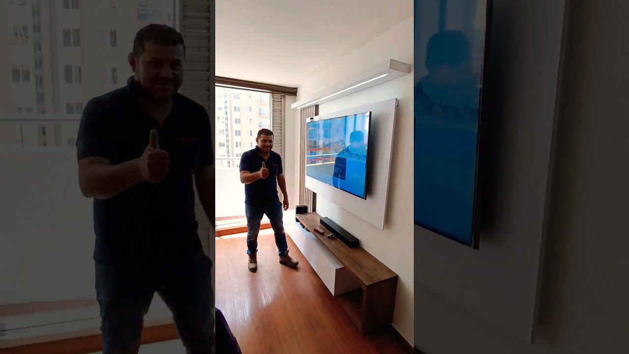 Muebles de TV con compartimentos para dispositivos de entretenimiento: tecnología y orden